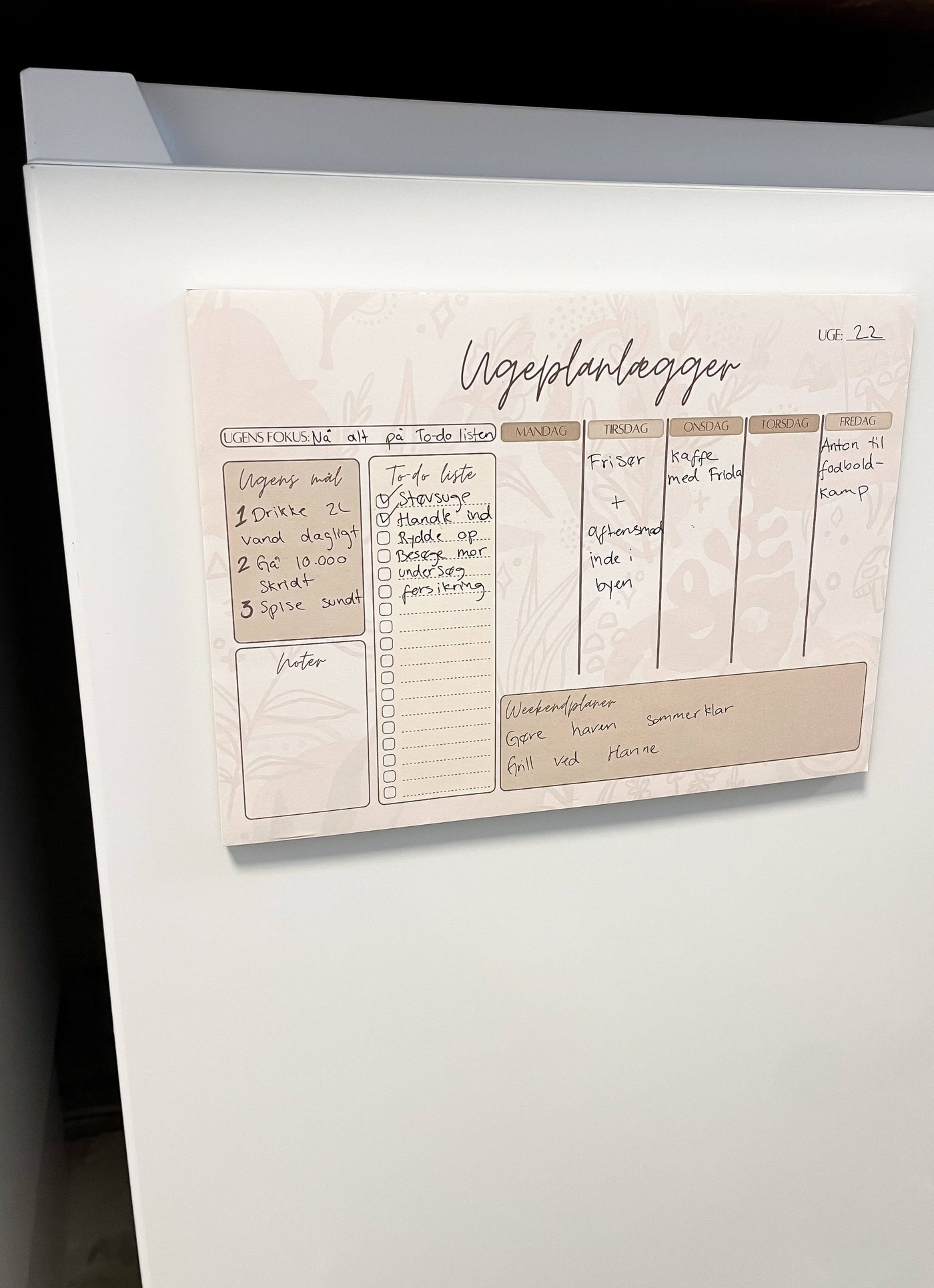 Veckoplanerare med magnetisk baksida